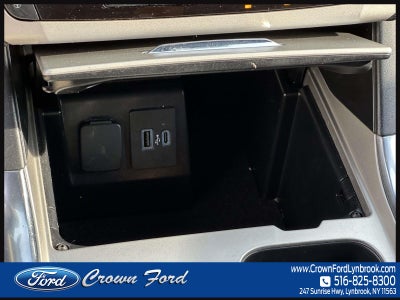 2023 Ford Explorer XLT 4WD