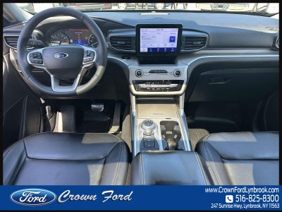 2023 Ford Explorer XLT 4WD