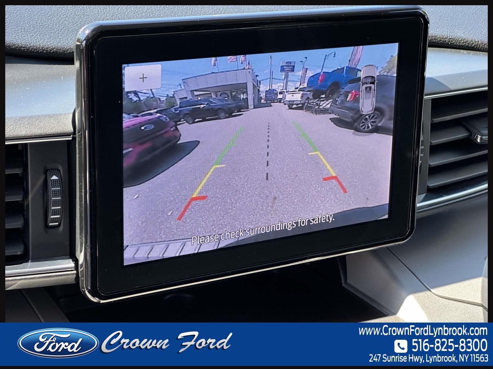 2023 Ford Explorer XLT 4WD