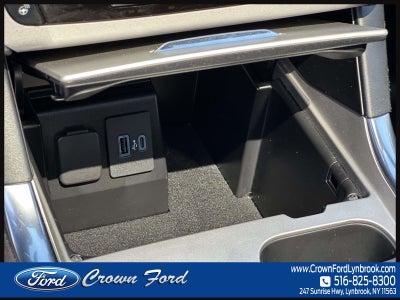 2023 Ford Explorer XLT 4WD
