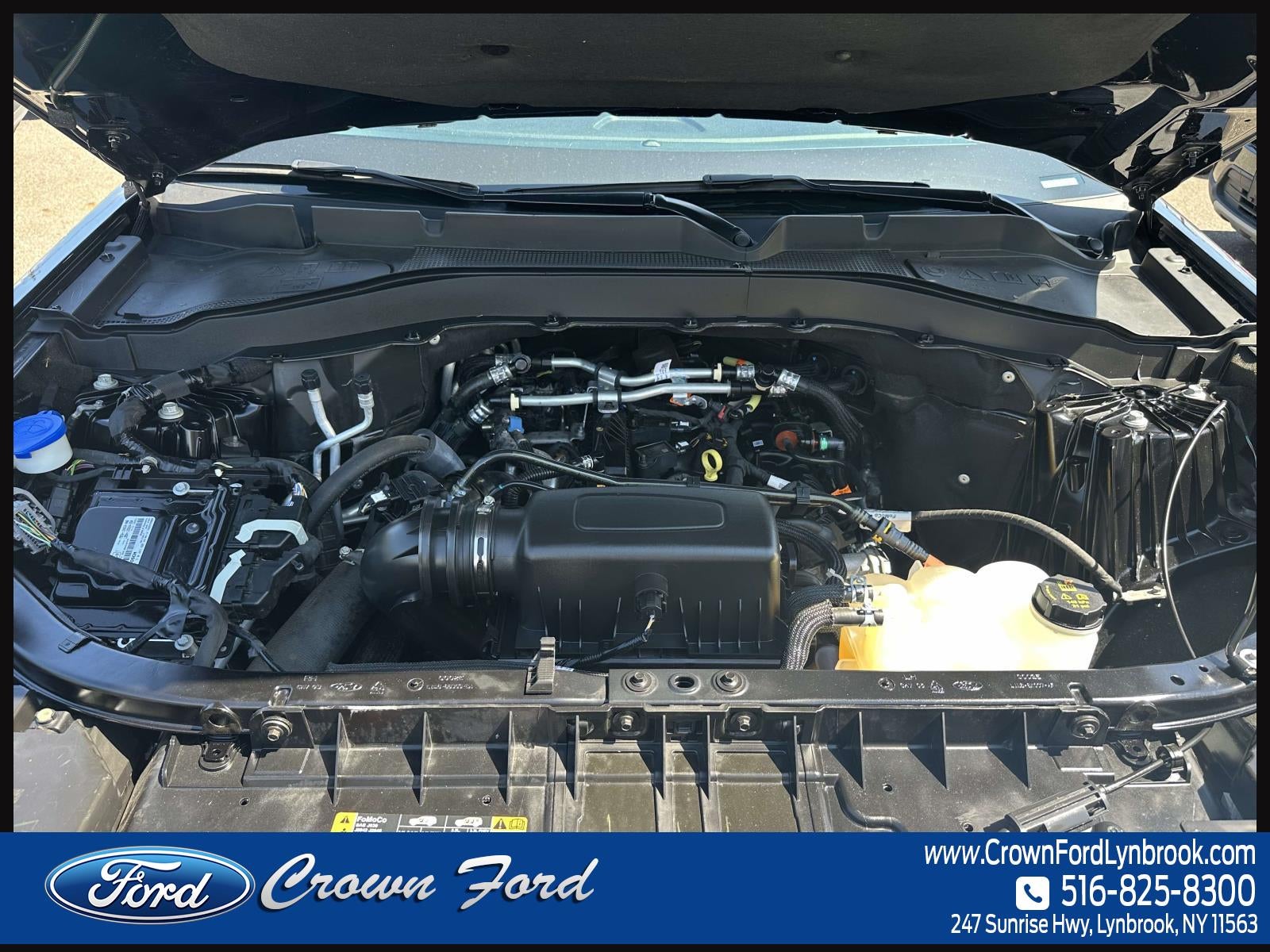 2023 Ford Explorer XLT 4WD