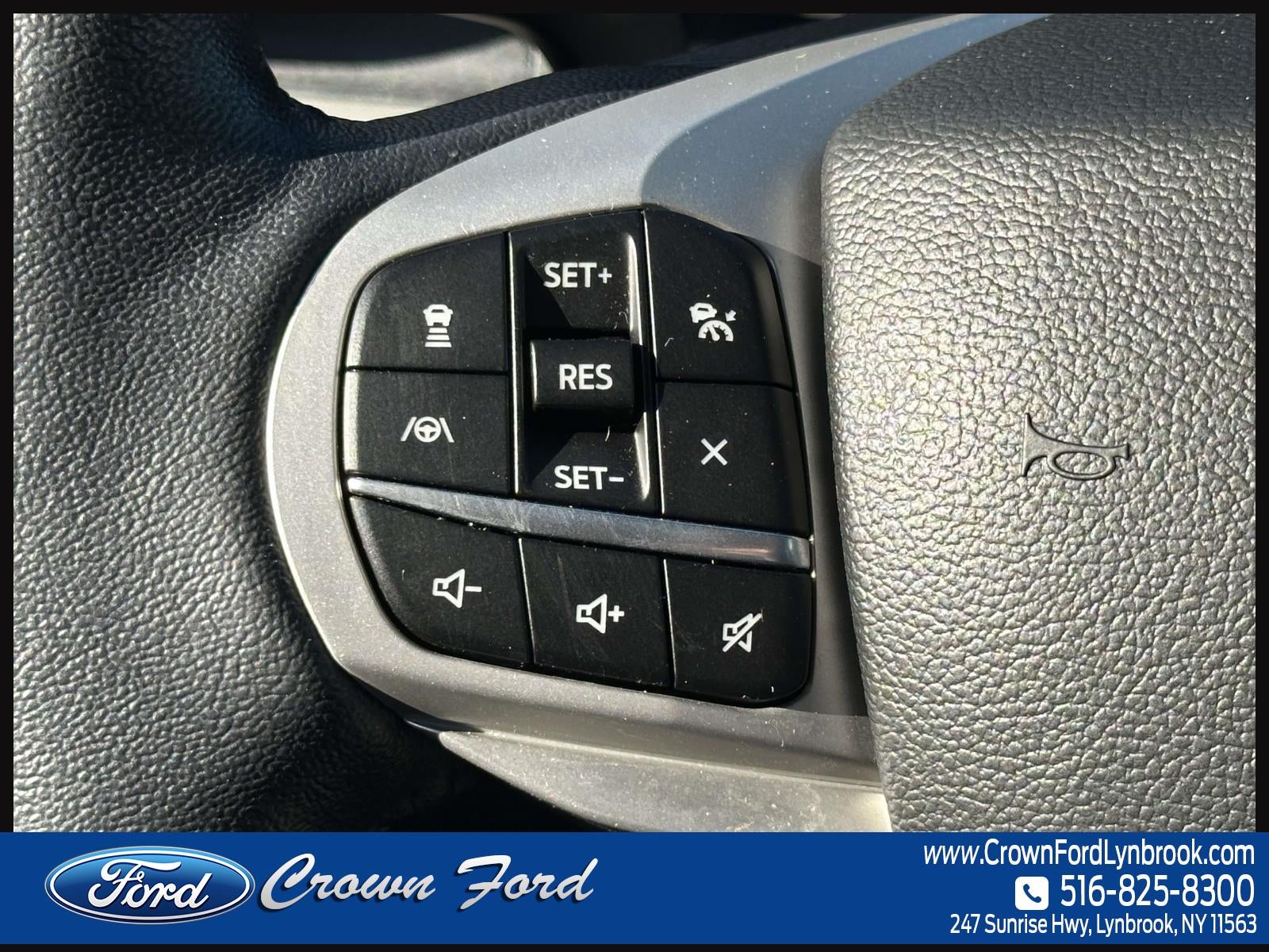 2022 Ford Explorer XLT 4WD