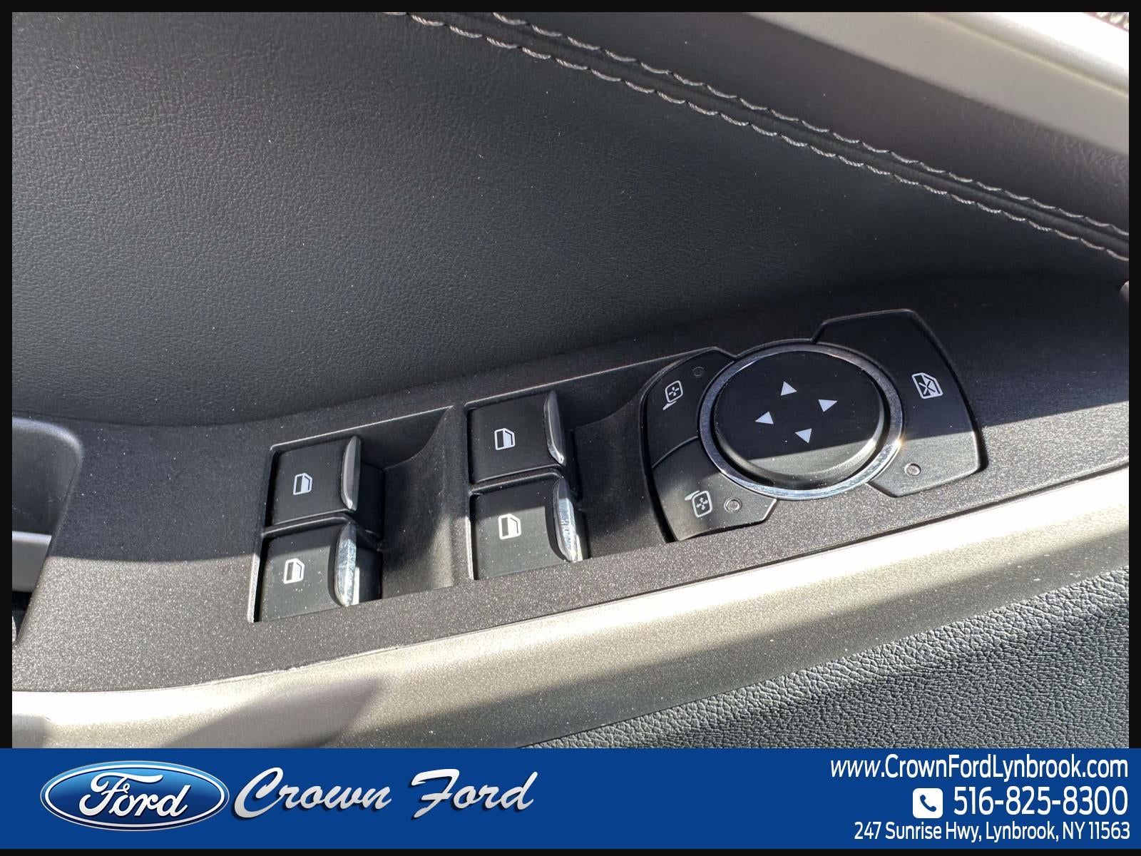 2023 Ford Explorer XLT 4WD