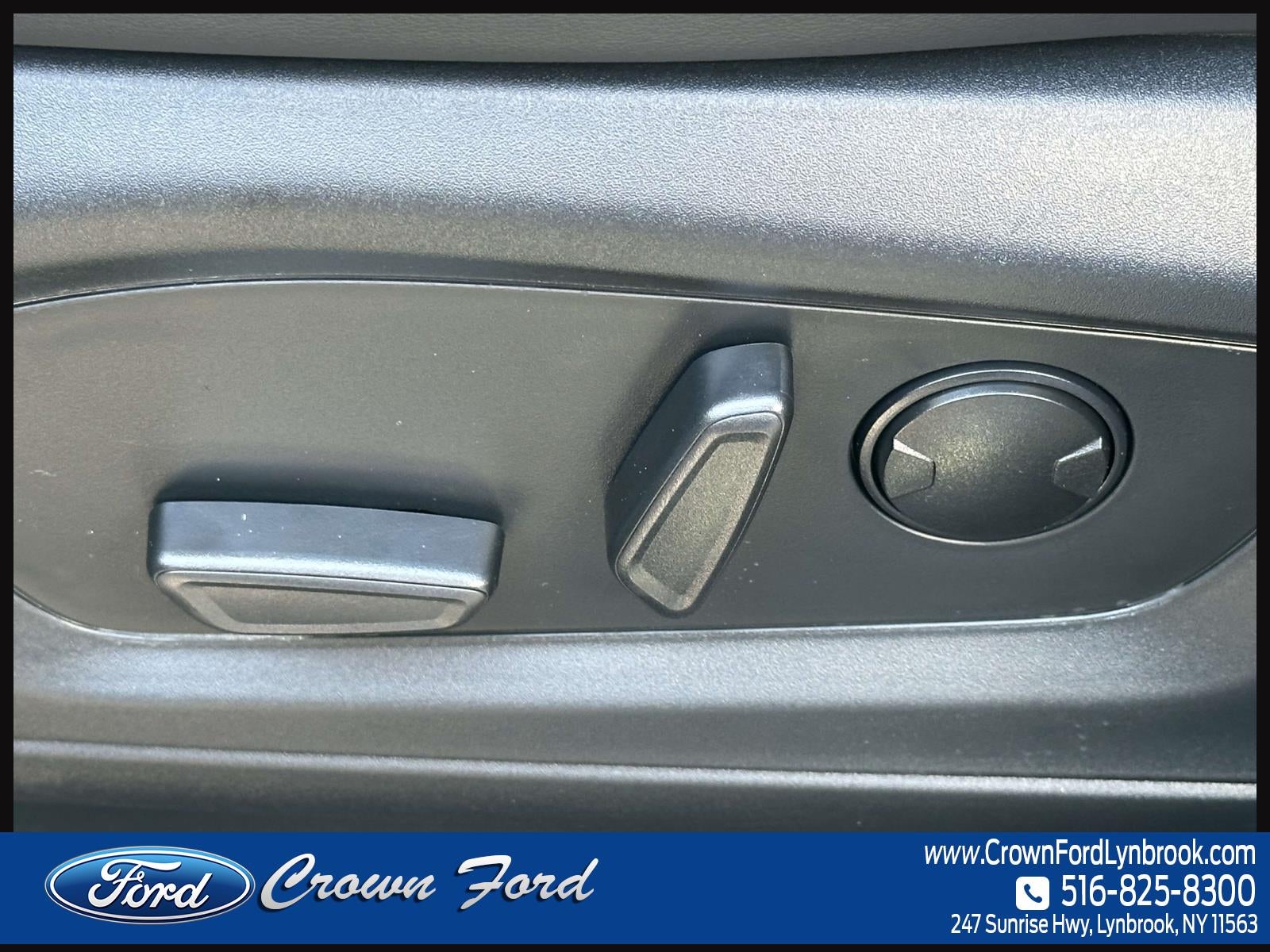 2023 Ford Explorer XLT 4WD