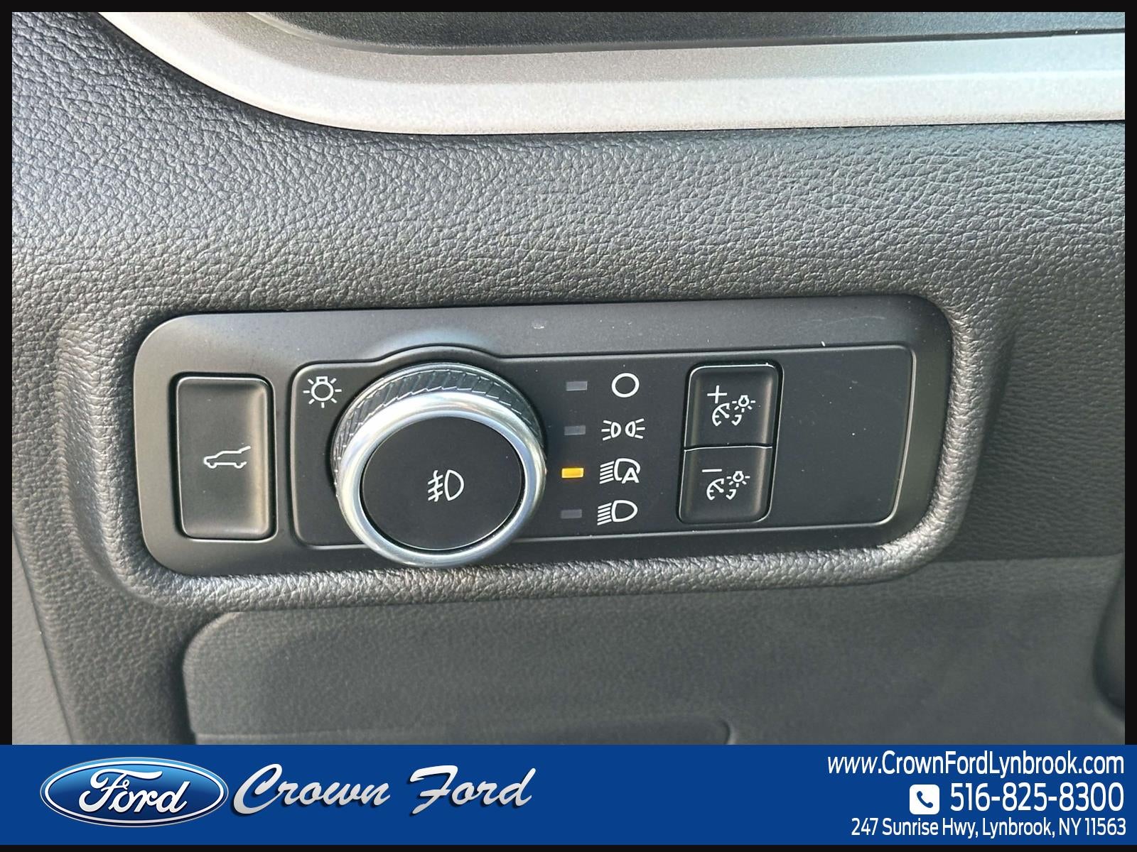 2023 Ford Explorer XLT 4WD