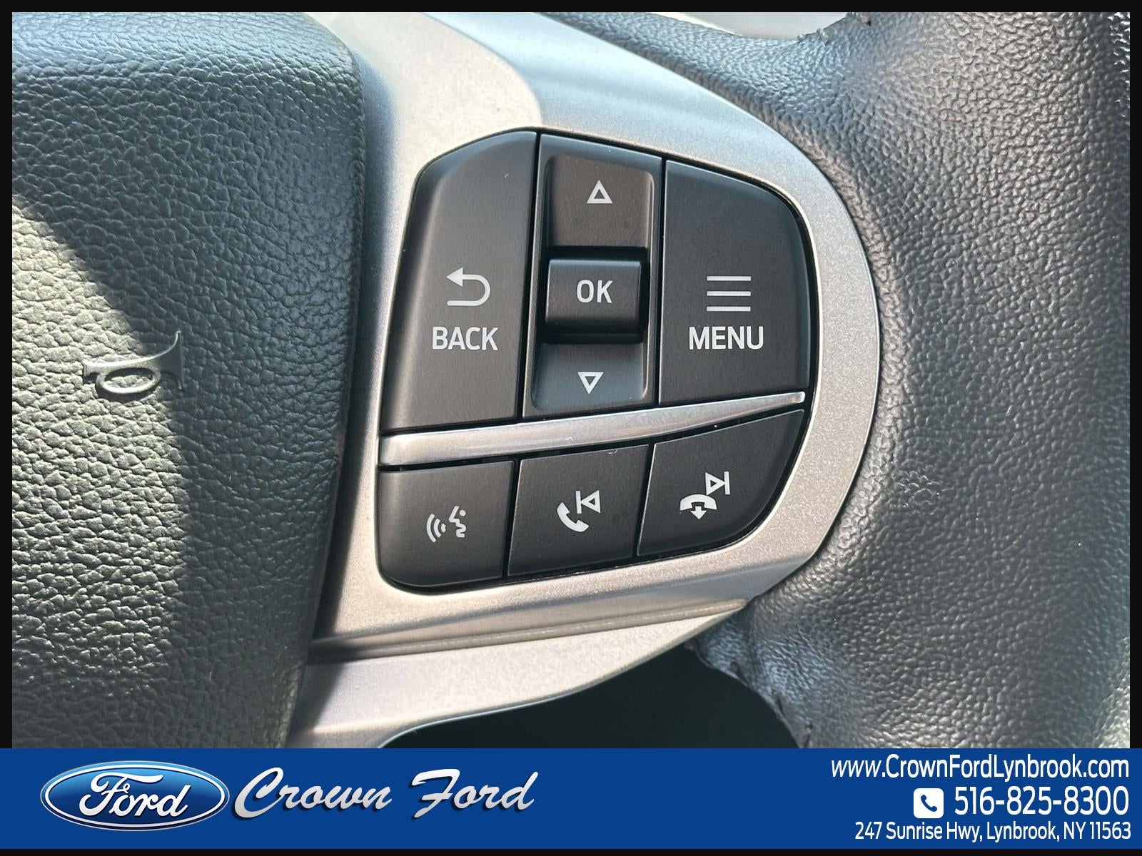 2023 Ford Explorer XLT 4WD