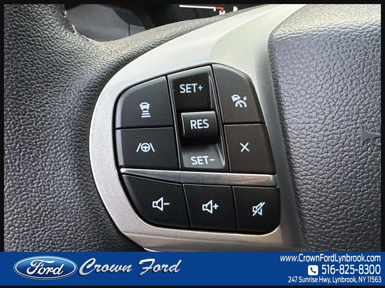 2023 Ford Explorer XLT 4WD