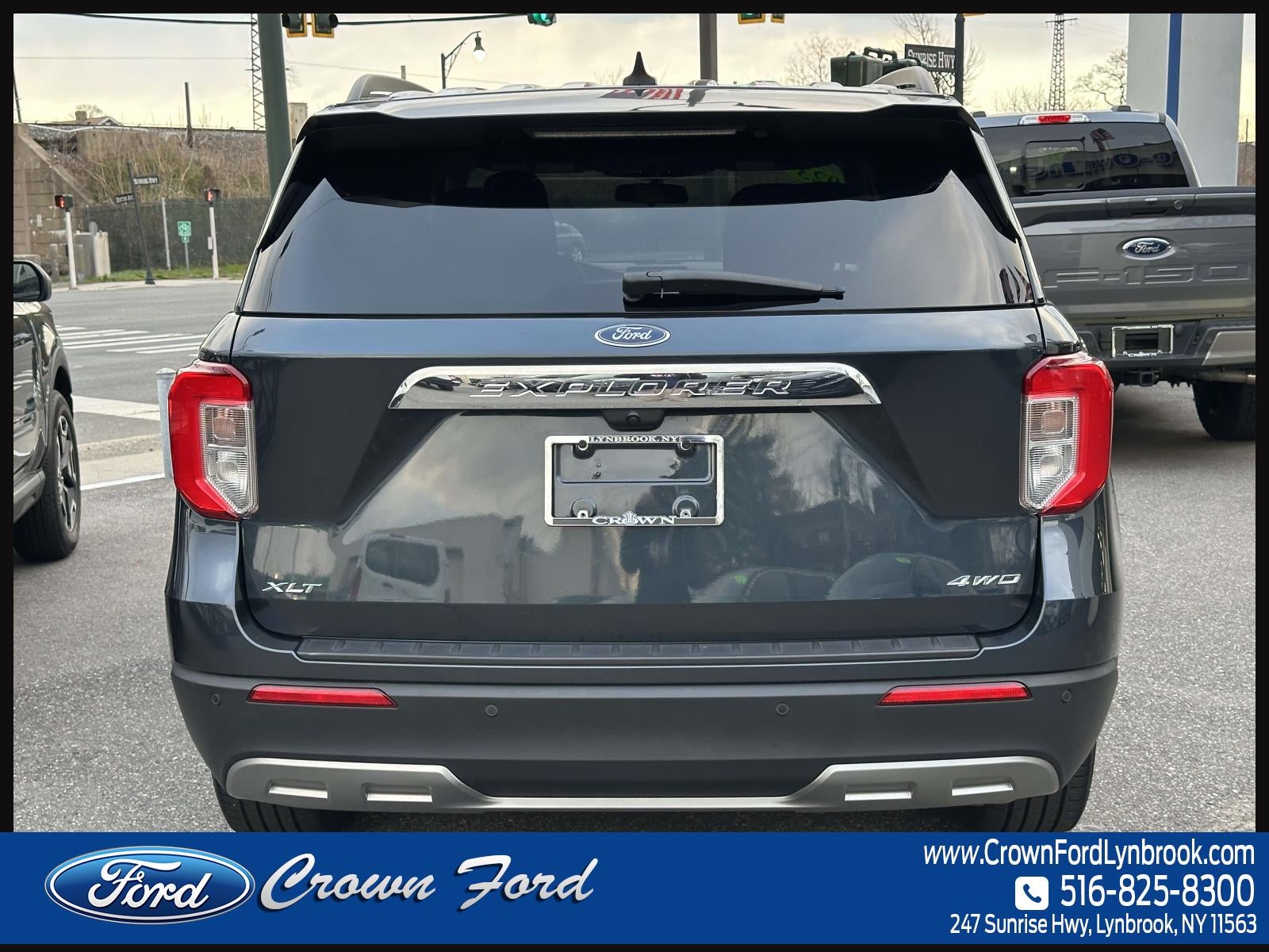 2023 Ford Explorer XLT 4WD