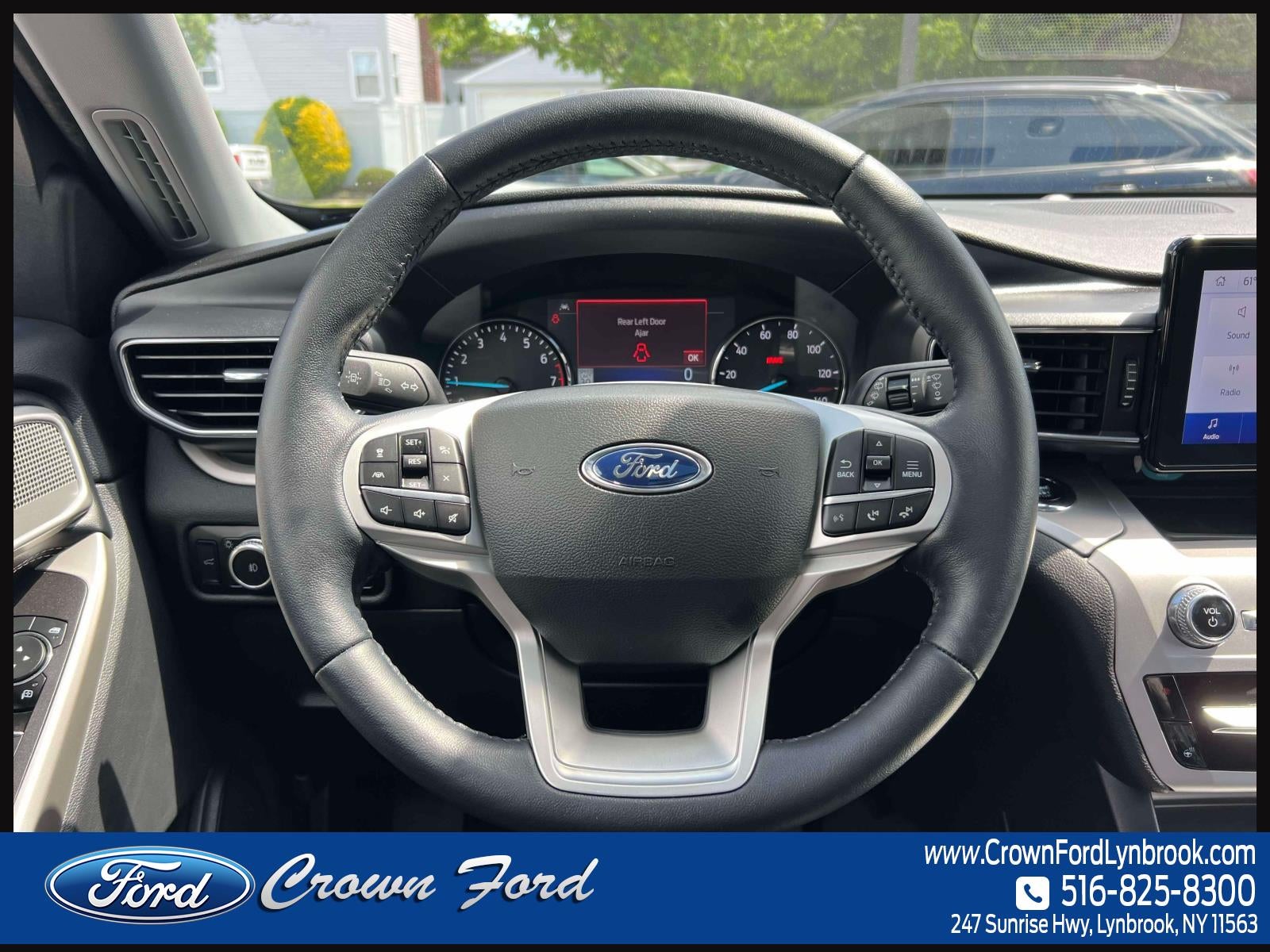 2023 Ford Explorer XLT 4WD
