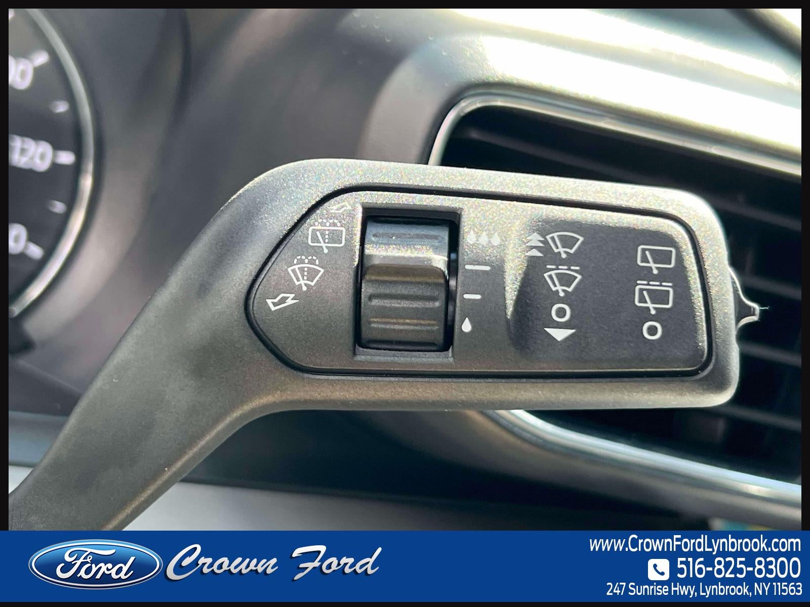 2023 Ford Explorer XLT 4WD