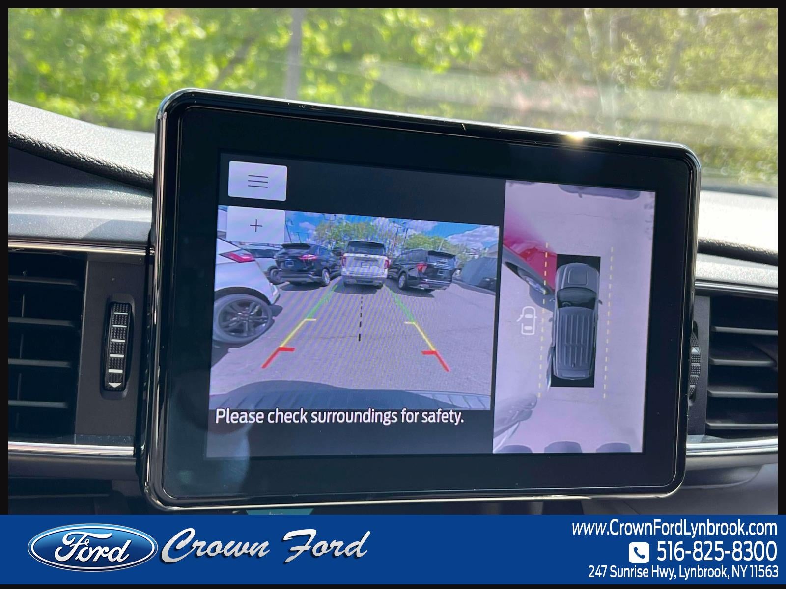 2023 Ford Explorer XLT 4WD