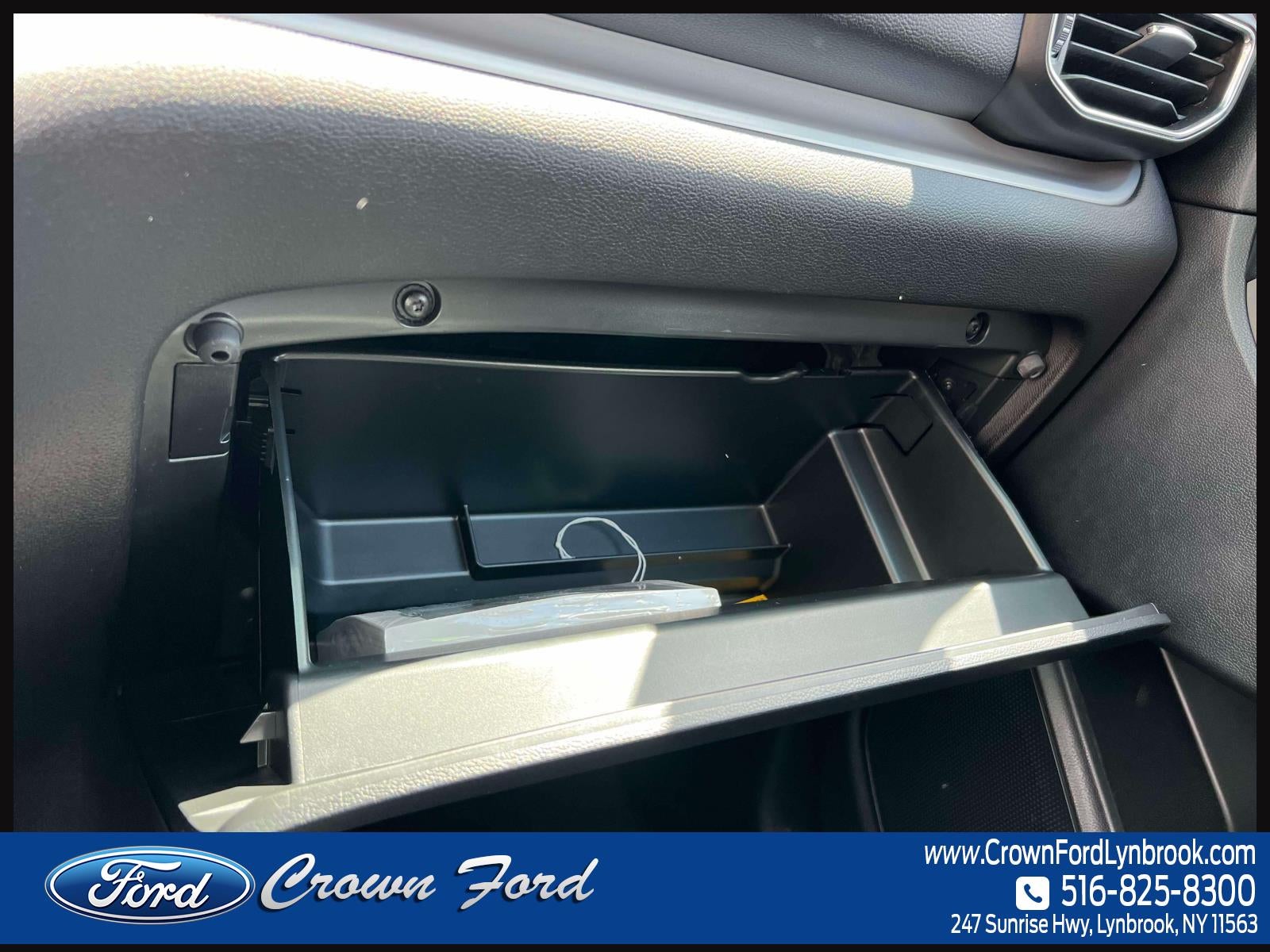 2023 Ford Explorer XLT 4WD