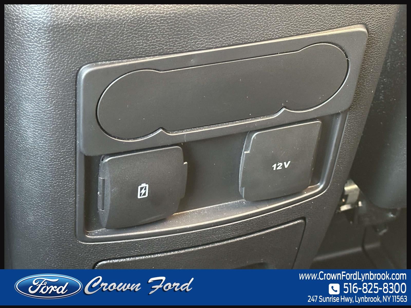 2023 Ford Explorer XLT 4WD