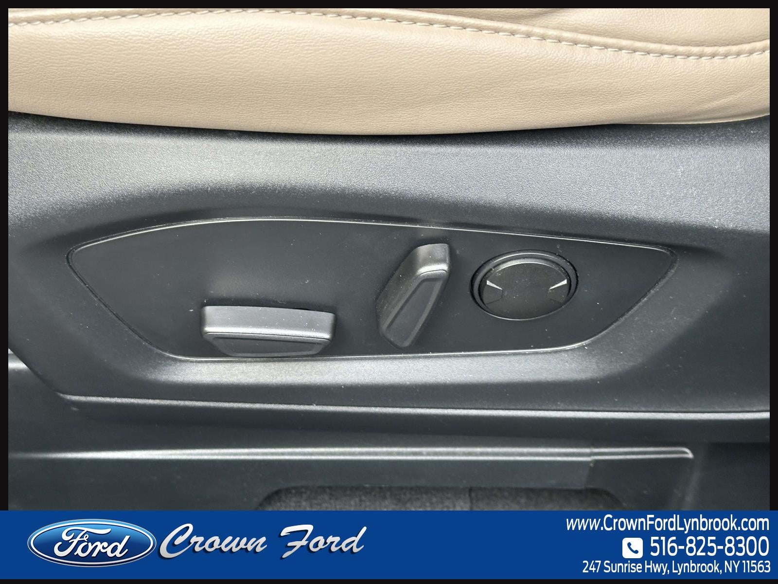 2023 Ford Explorer XLT 4WD