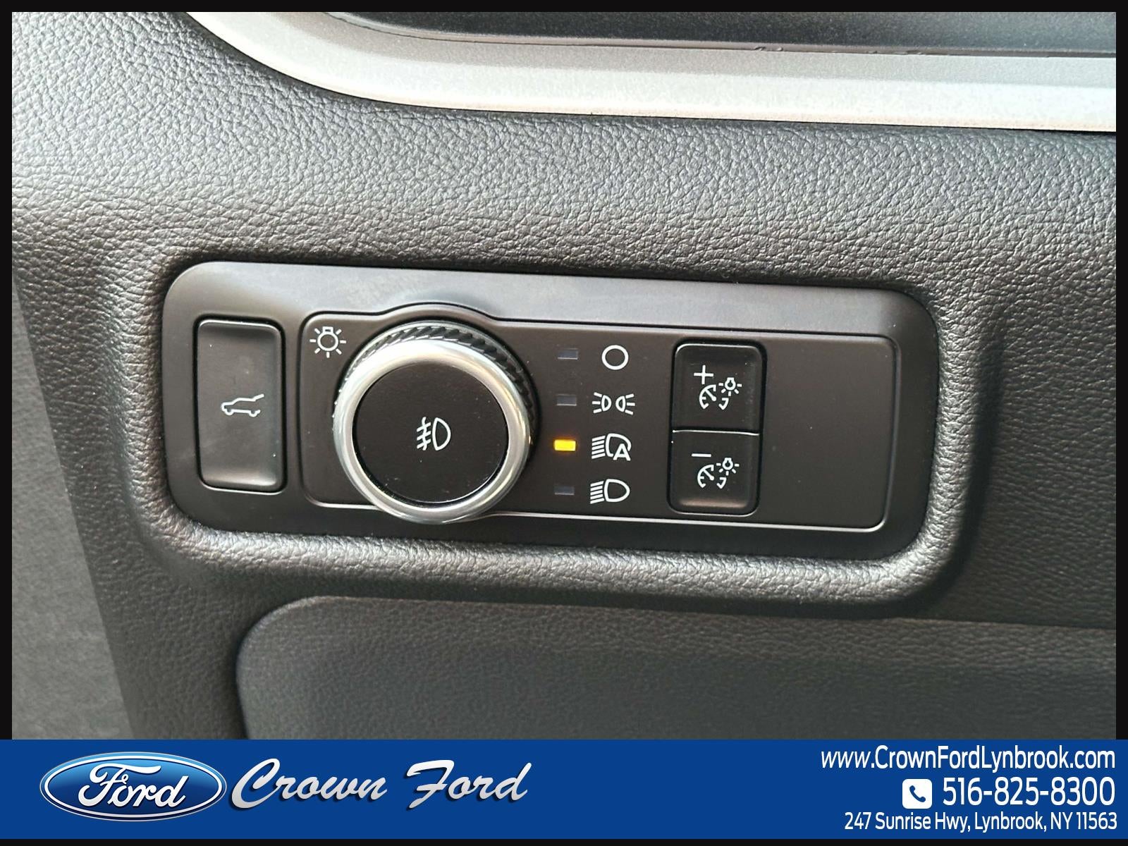 2023 Ford Explorer XLT 4WD