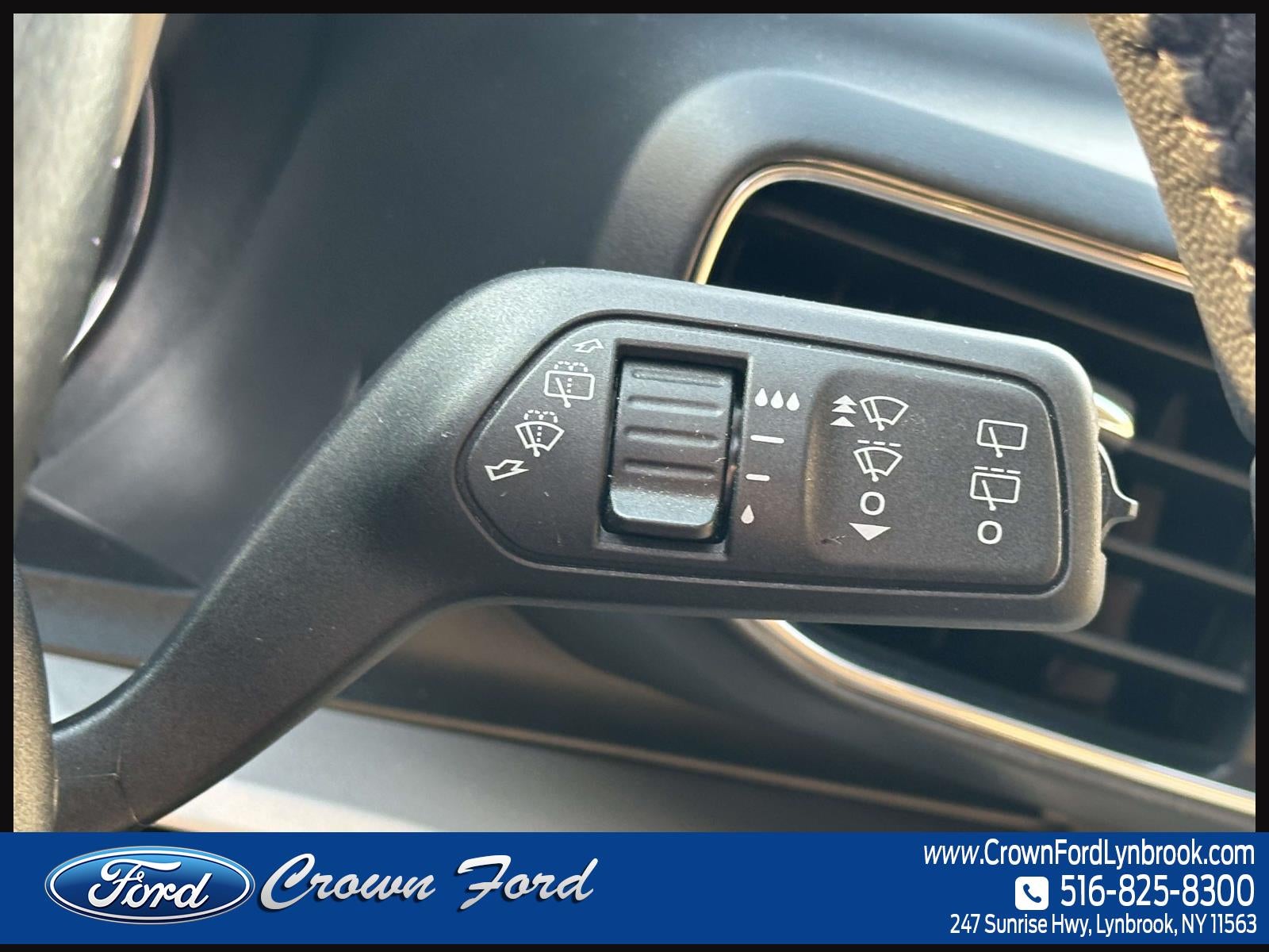 2023 Ford Explorer XLT 4WD