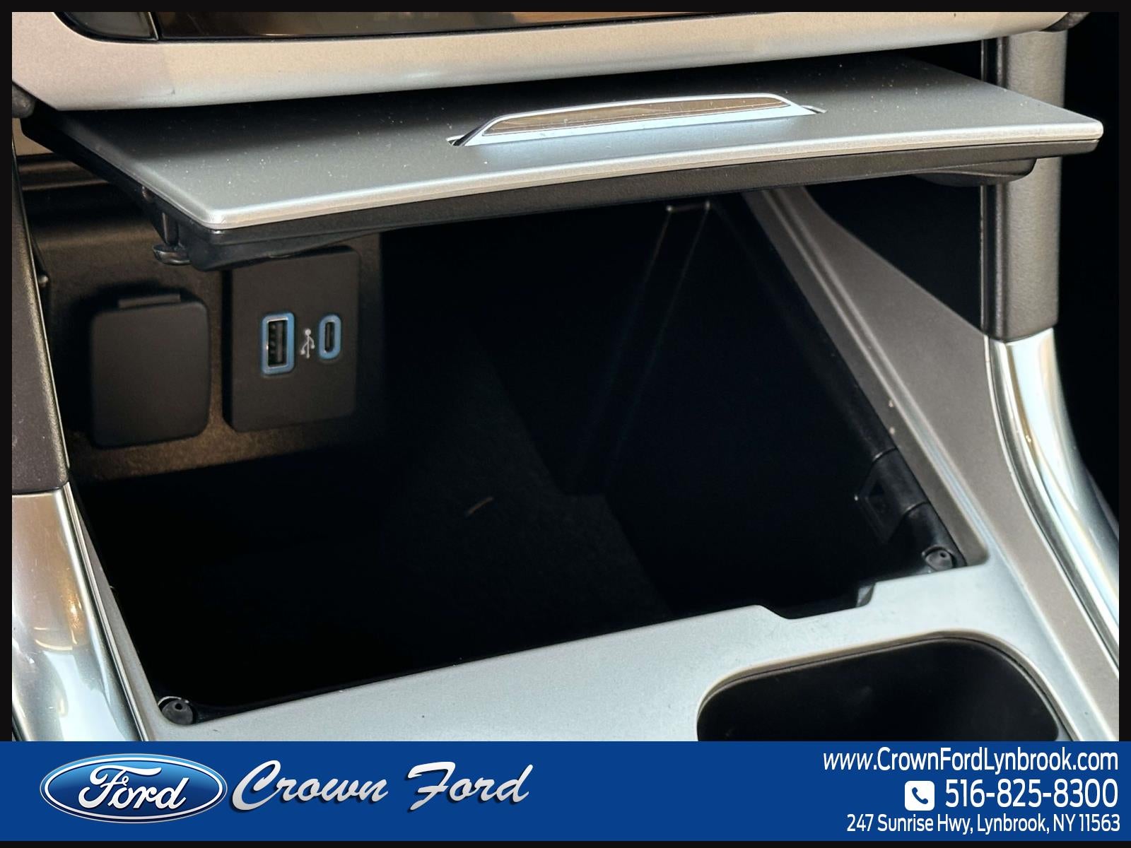 2023 Ford Explorer XLT 4WD