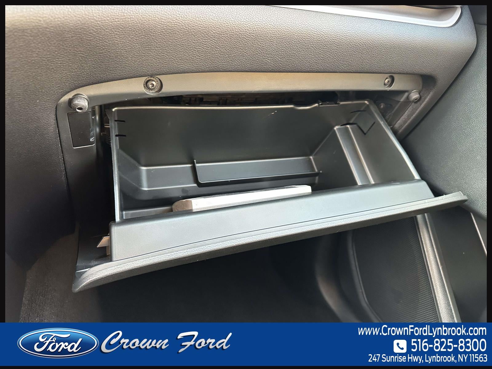 2023 Ford Explorer XLT 4WD