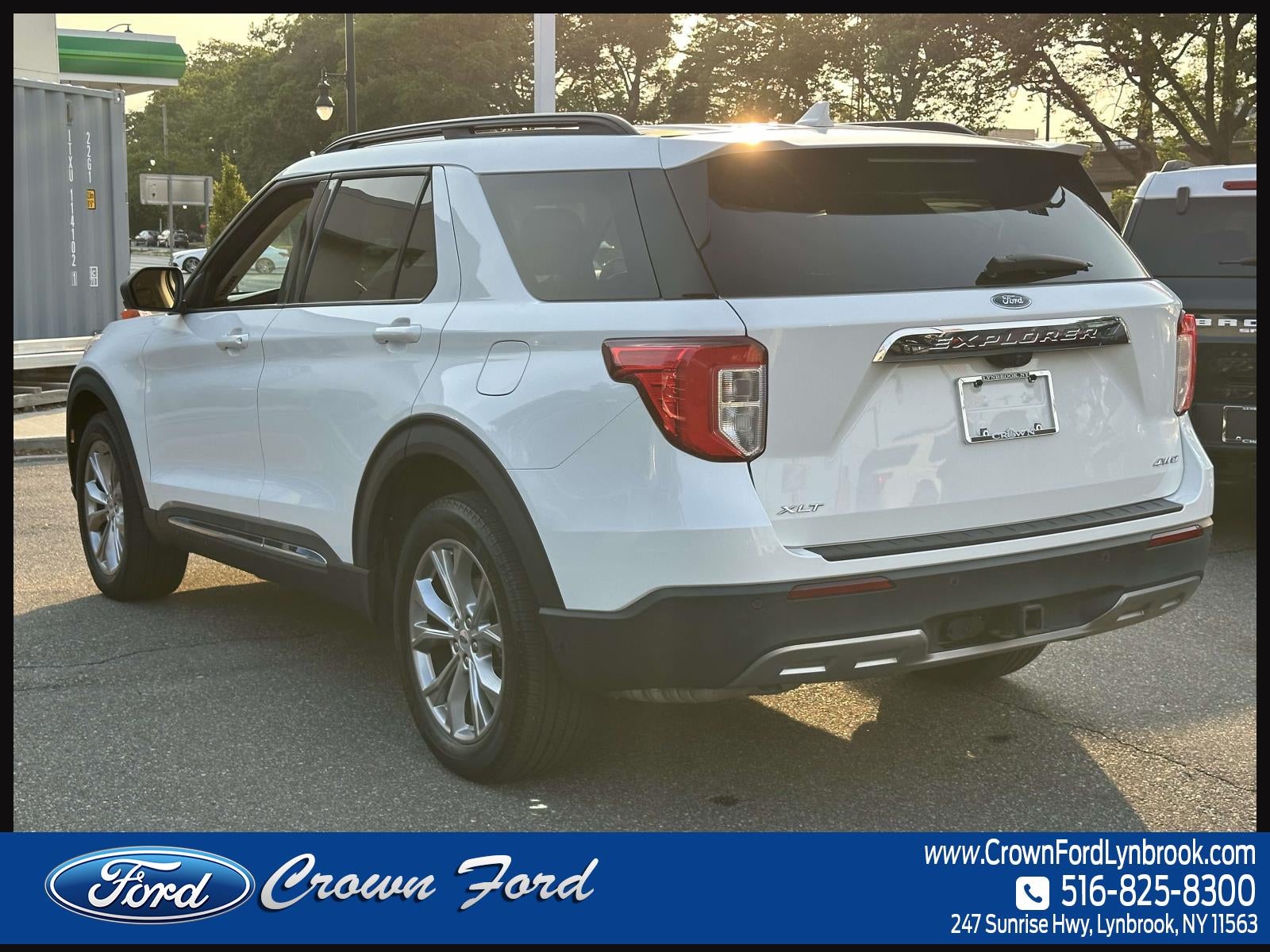 2023 Ford Explorer XLT 4WD