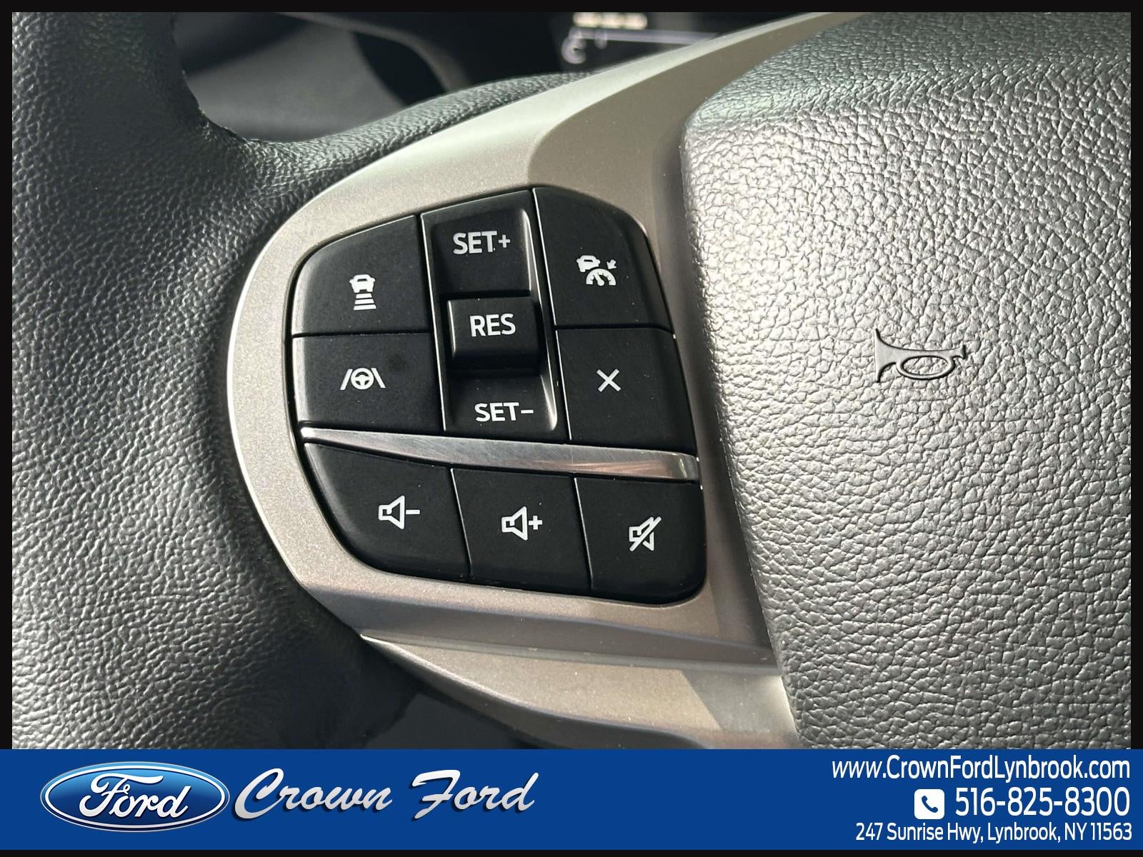 2023 Ford Explorer XLT 4WD