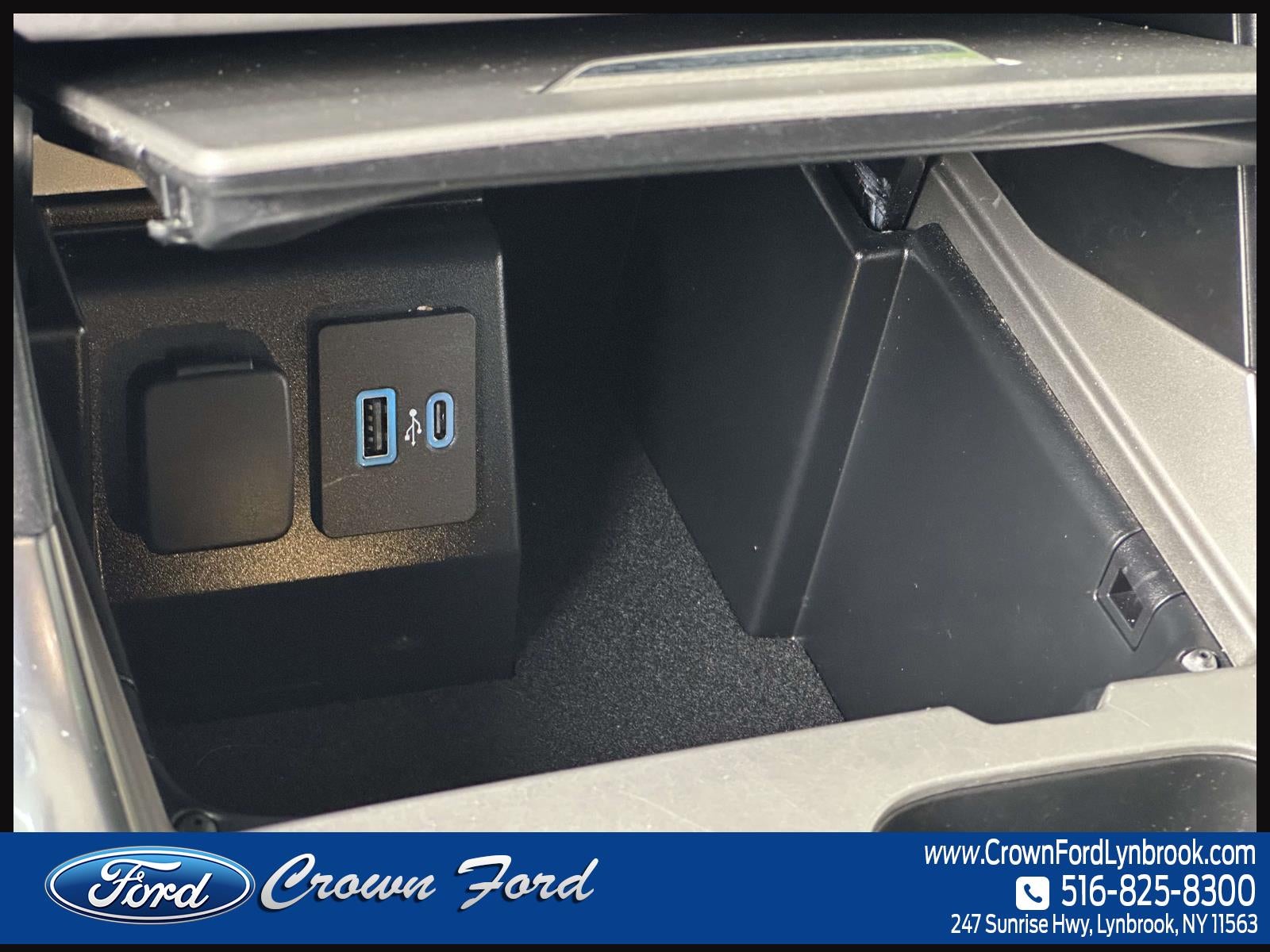 2023 Ford Explorer XLT 4WD