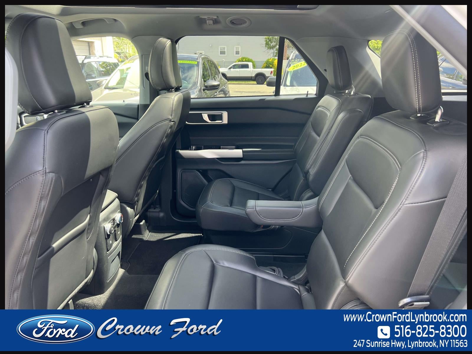 2023 Ford Explorer XLT 4WD