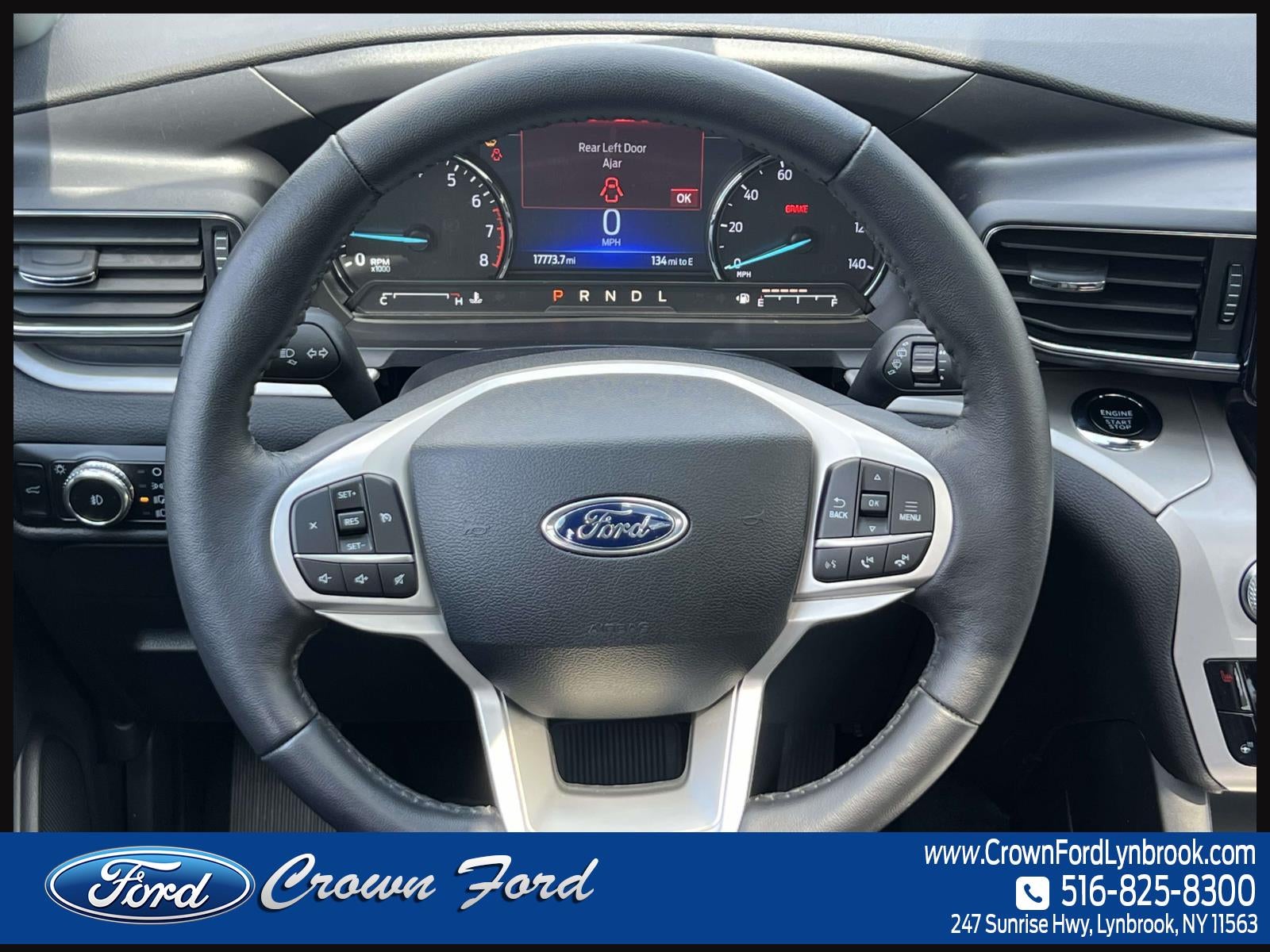 2023 Ford Explorer XLT 4WD