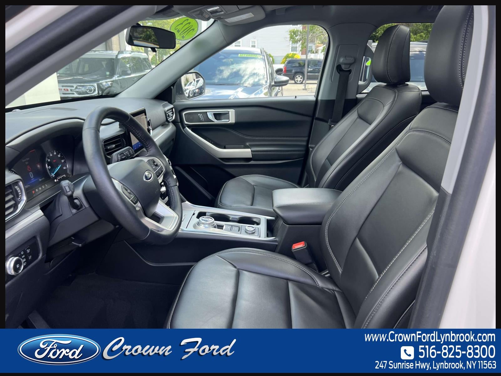 2023 Ford Explorer XLT 4WD