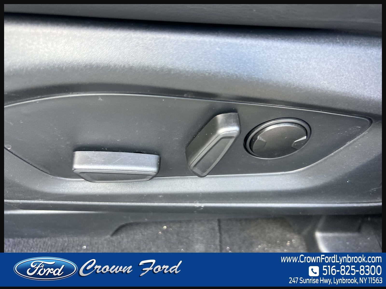 2023 Ford Explorer XLT 4WD