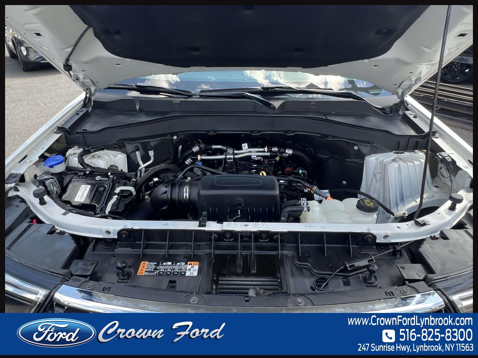 2023 Ford Explorer XLT 4WD
