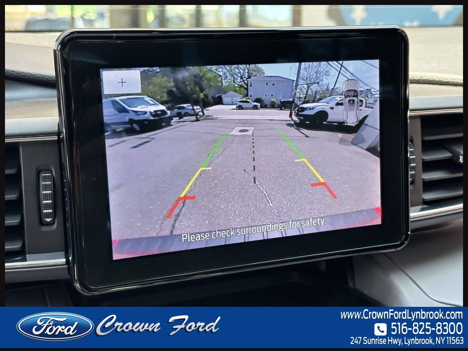 2023 Ford Explorer XLT 4WD