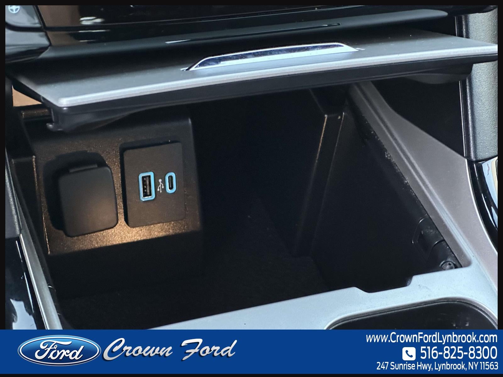 2023 Ford Explorer ST-Line 4WD