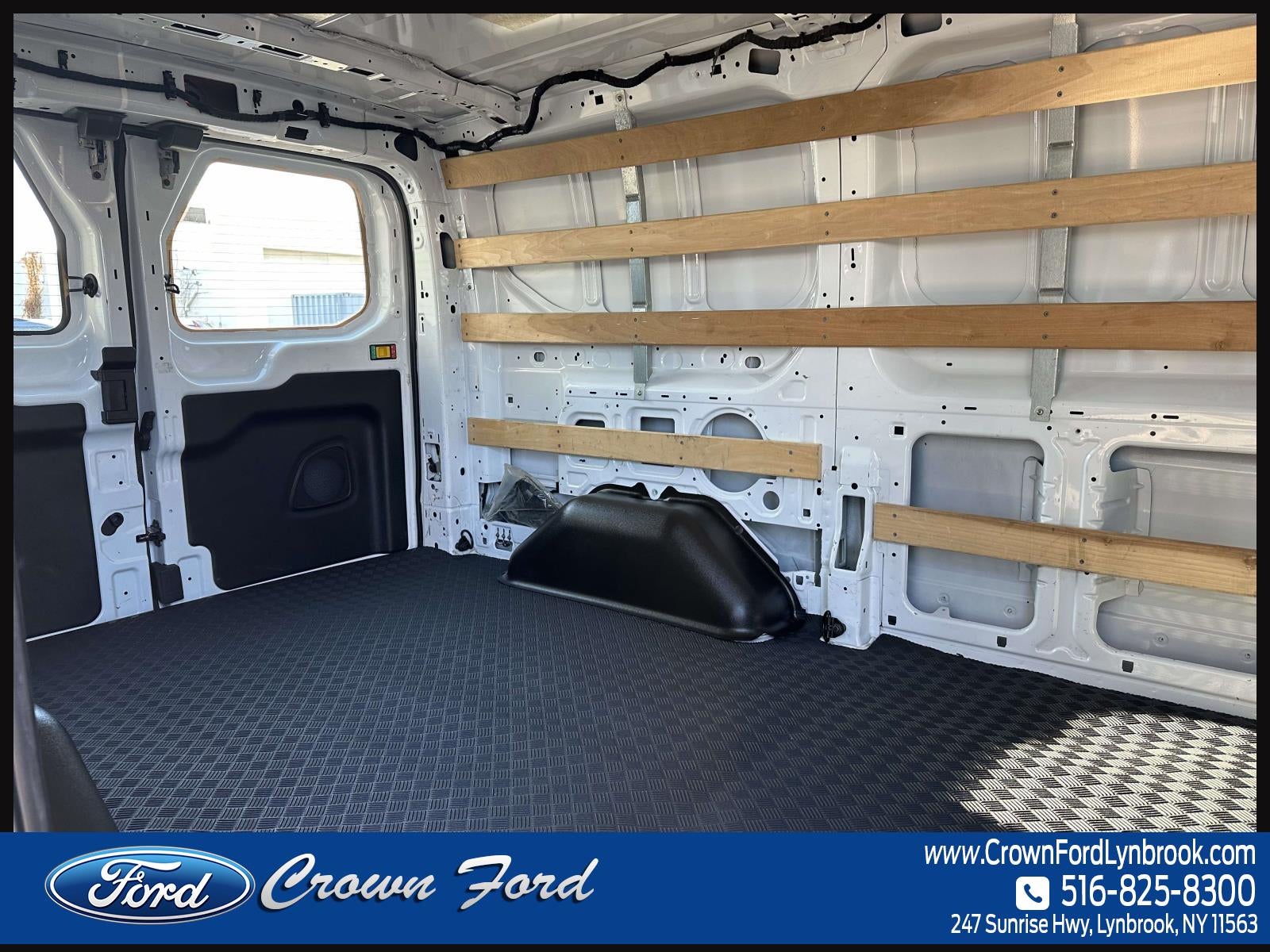 2024 Ford Transit Cargo Van T-250 130 Low Rf 9070 GVWR RWD