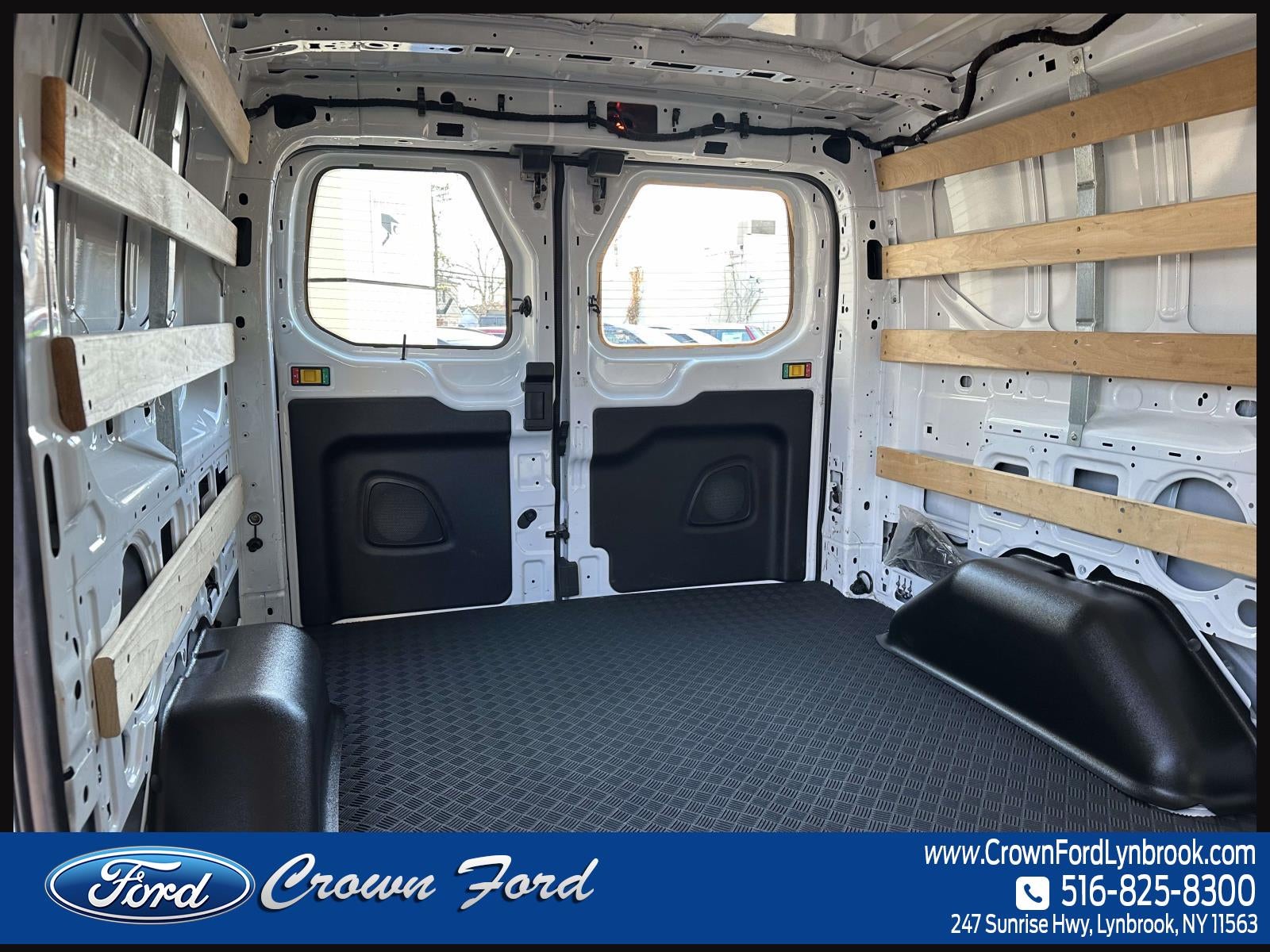 2024 Ford Transit Cargo Van T-250 130 Low Rf 9070 GVWR RWD