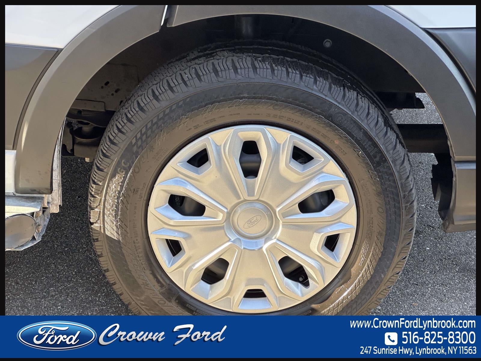 2024 Ford Transit Cargo Van T-250 130 Low Rf 9070 GVWR RWD