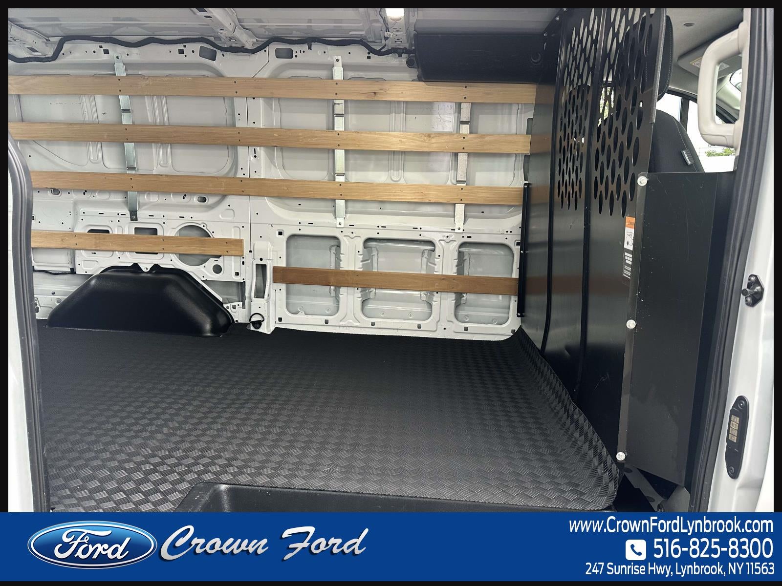 2025 Ford Transit Cargo Van T-250 130 Low Rf 9070 GVWR RWD