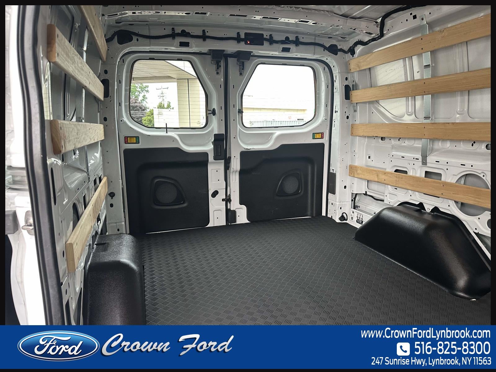 2025 Ford Transit Cargo Van T-250 130 Low Rf 9070 GVWR RWD