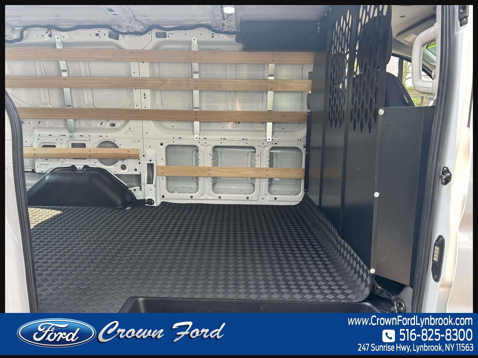 2025 Ford Transit Cargo Van T-250 130 Low Rf 9070 GVWR RWD