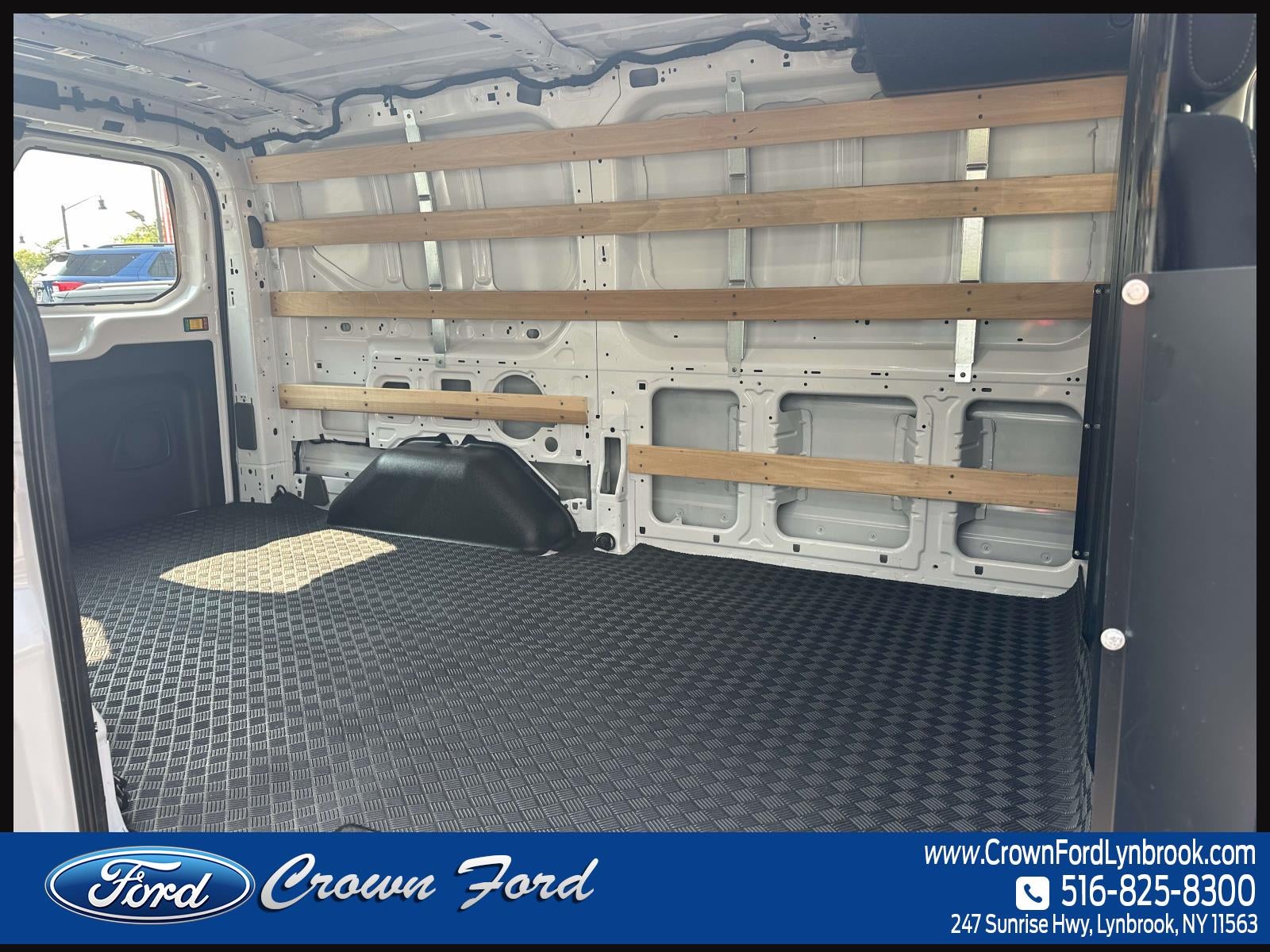 2025 Ford Transit Cargo Van T-250 130 Low Rf 9070 GVWR RWD