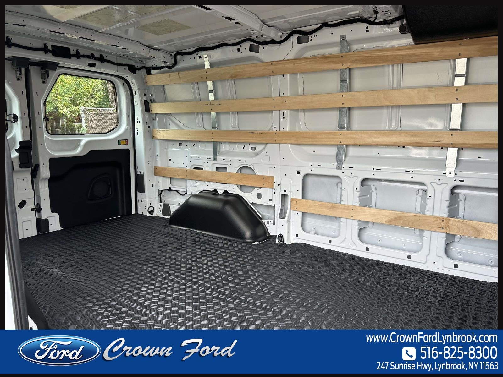 2025 Ford Transit Cargo Van T-250 130 Low Rf 9070 GVWR RWD