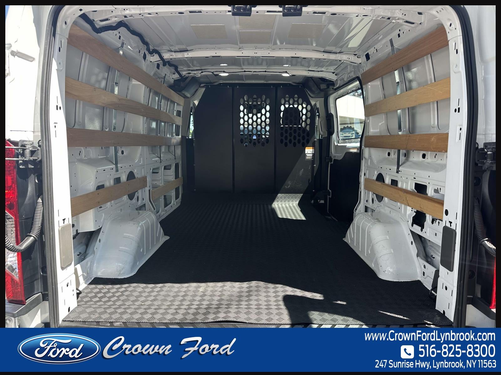2025 Ford Transit Cargo Van T-250 130 Low Rf 9070 GVWR RWD