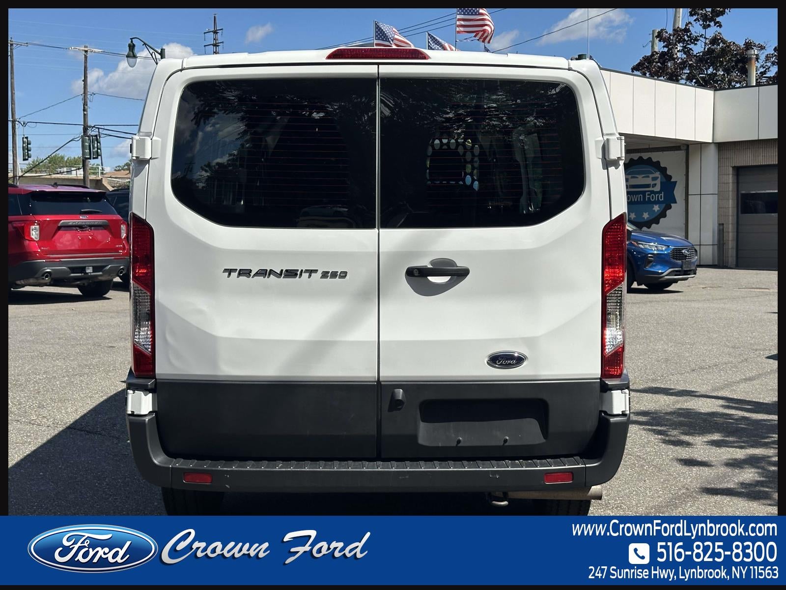2025 Ford Transit Cargo Van T-250 130 Low Rf 9070 GVWR RWD