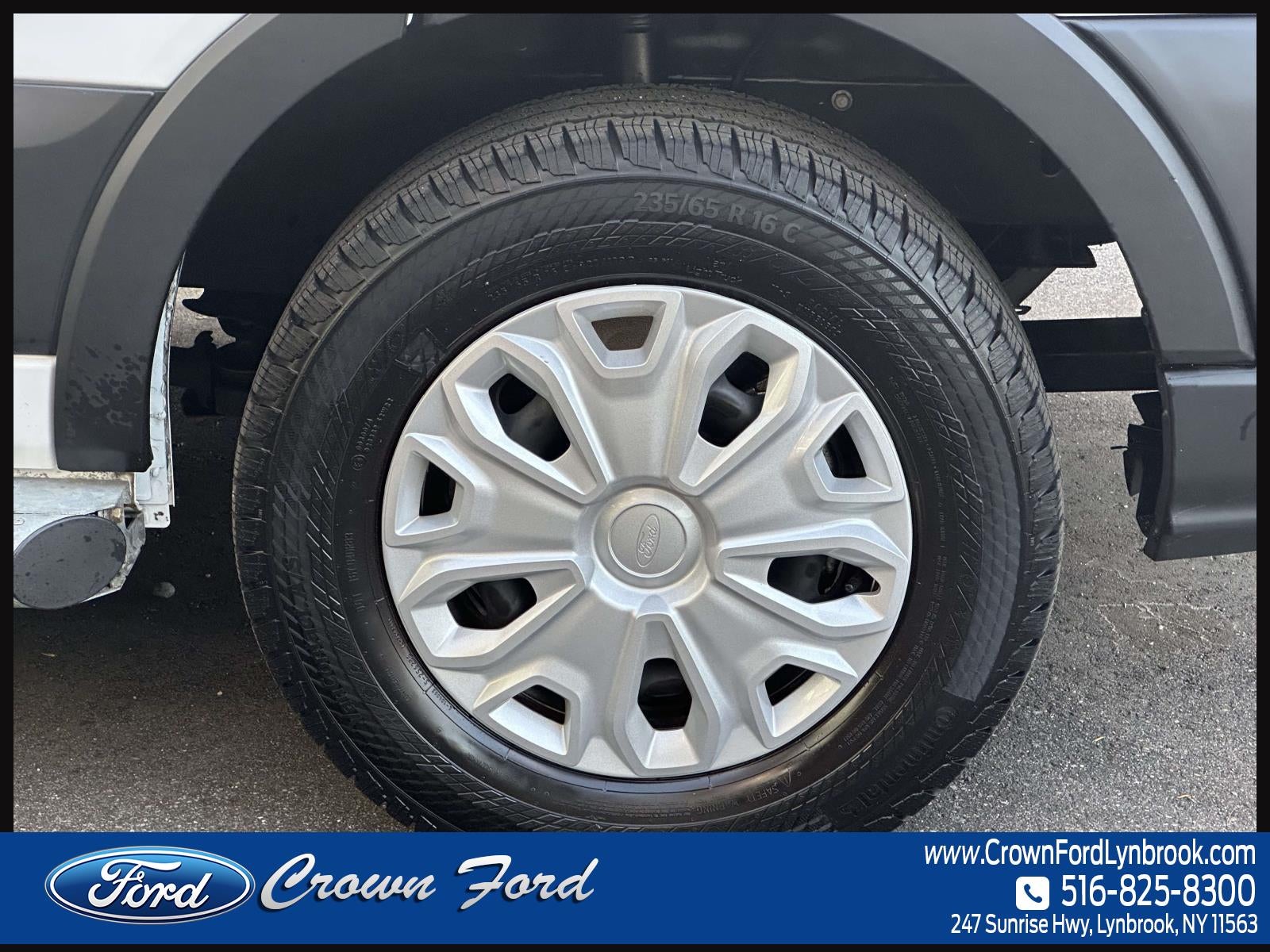 2024 Ford Transit Cargo Van T-250 130 Low Rf 9070 GVWR RWD