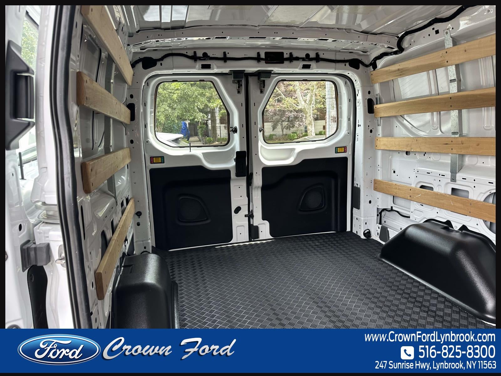 2024 Ford Transit Cargo Van T-250 130 Low Rf 9070 GVWR RWD