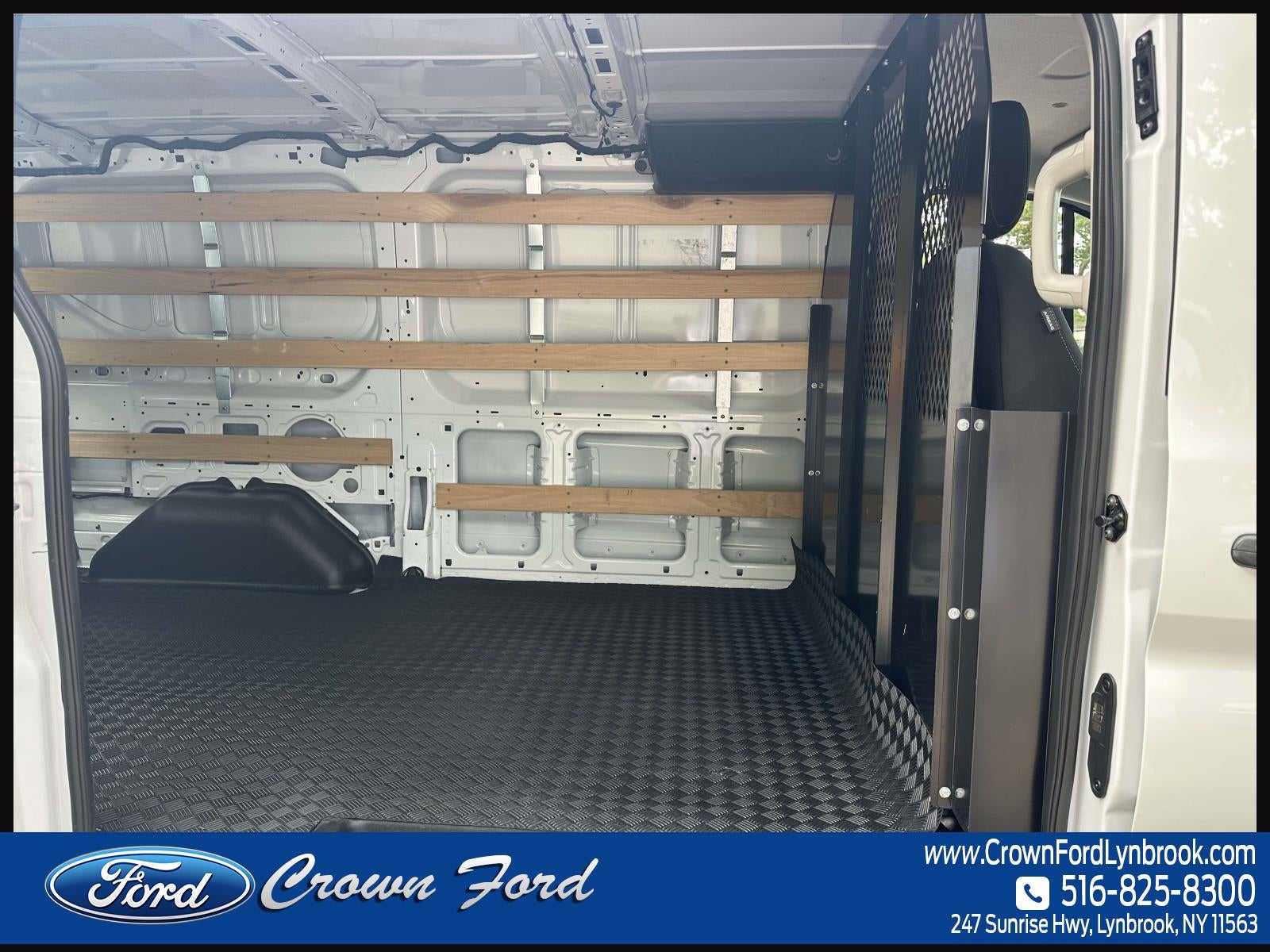2024 Ford Transit Cargo Van T-250 130 Low Rf 9070 GVWR RWD