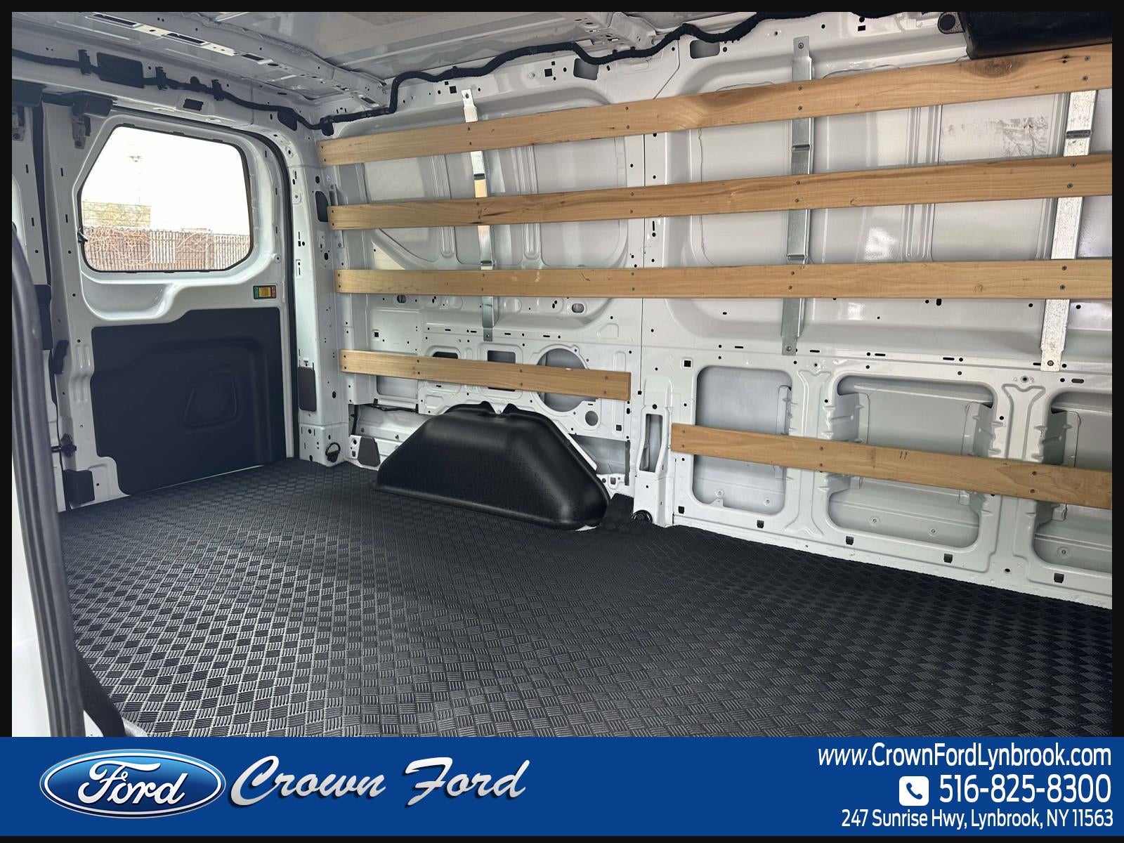 2024 Ford Transit Cargo Van T-250 130 Low Rf 9070 GVWR RWD