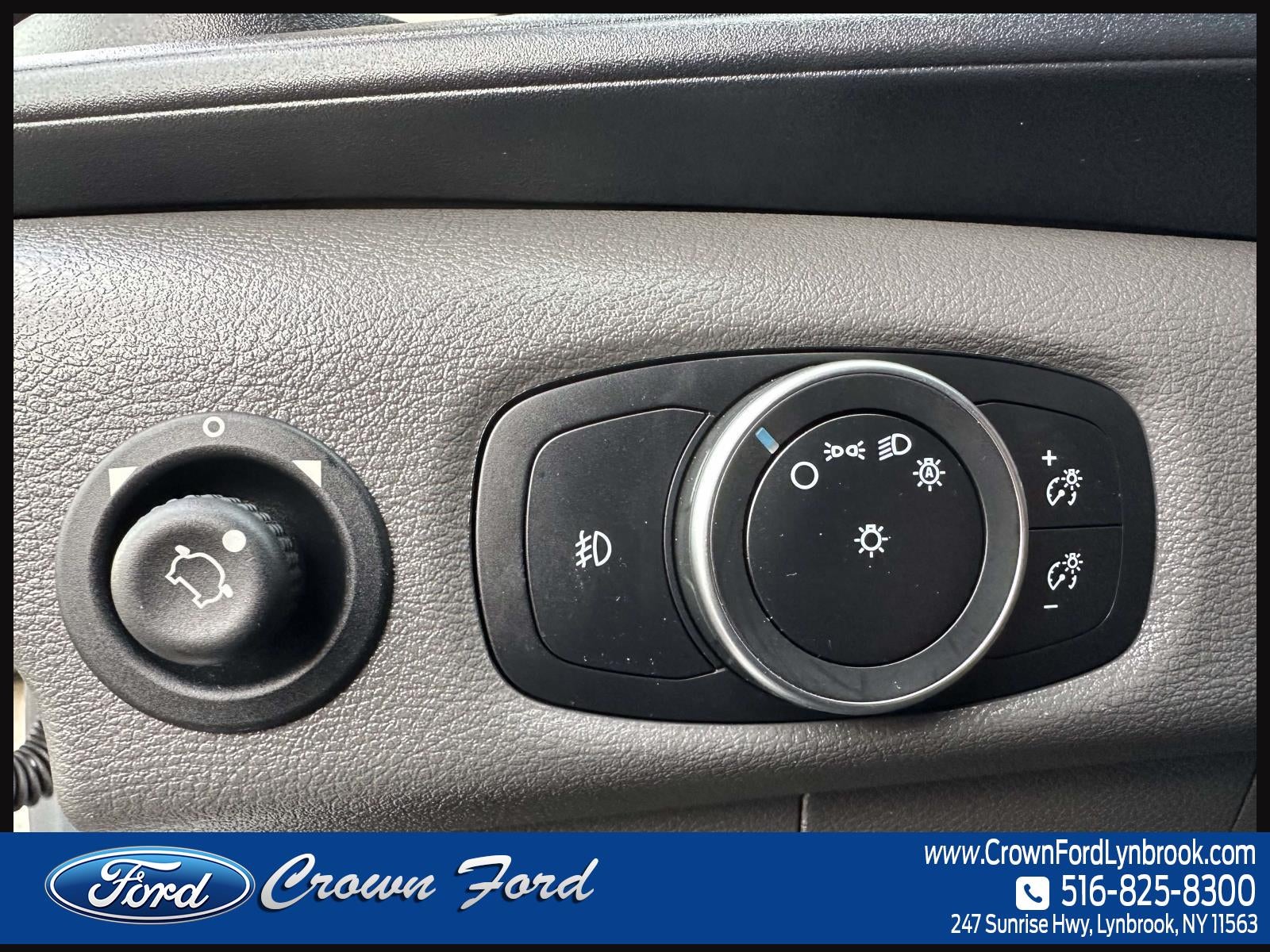 2024 Ford Transit Cargo Van T-250 130 Low Rf 9070 GVWR RWD