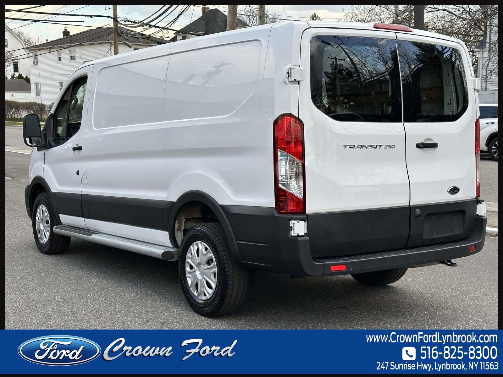 2024 Ford Transit Cargo Van T-250 130 Low Rf 9070 GVWR RWD