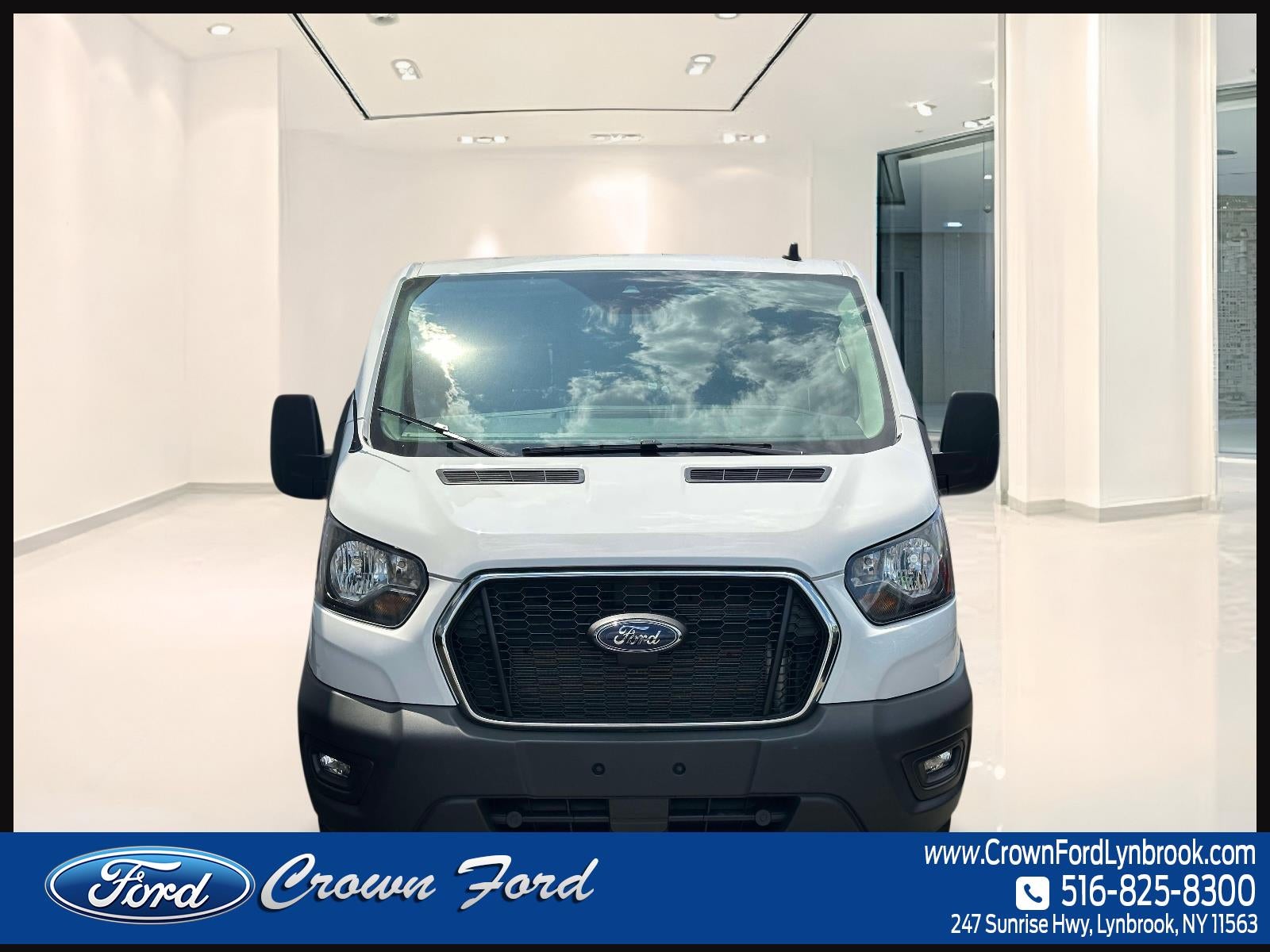 2025 Ford Transit Cargo Van T-250 130 Low Rf 9070 GVWR RWD
