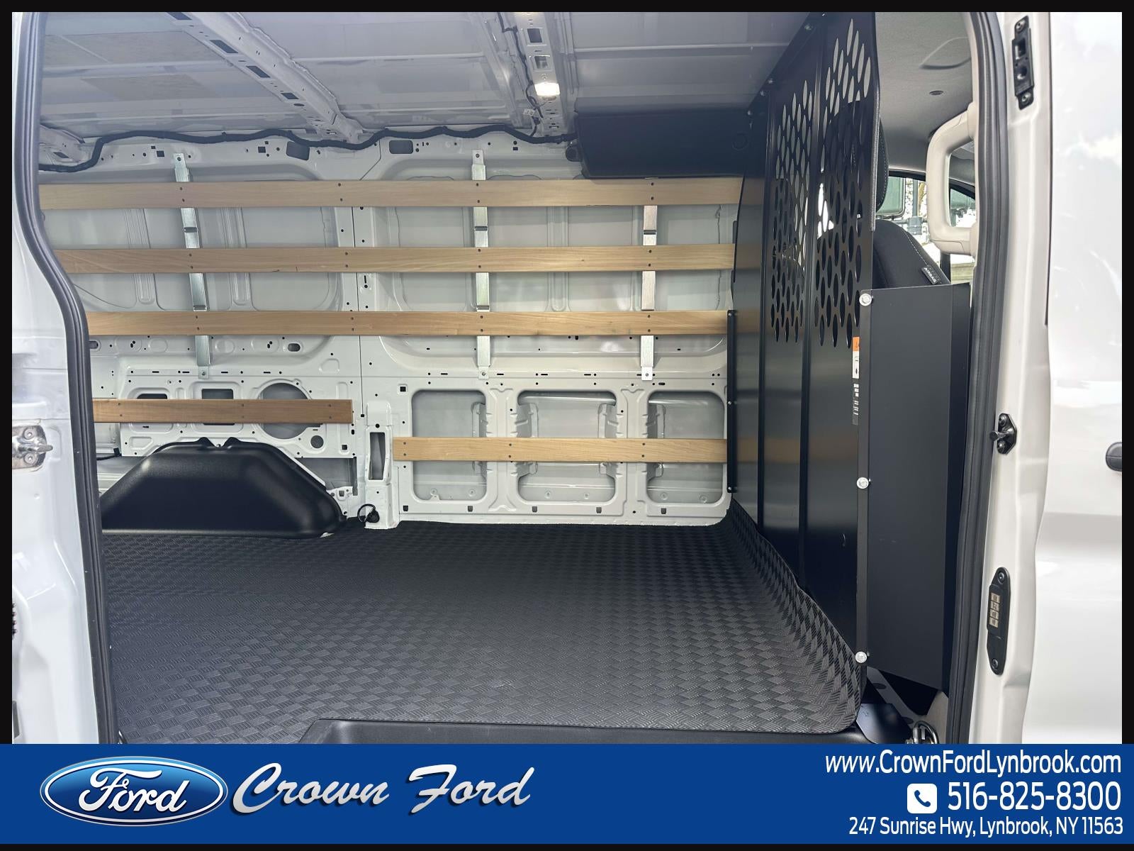 2025 Ford Transit Cargo Van T-250 130 Low Rf 9070 GVWR RWD